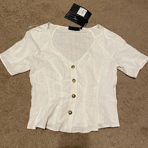 The Fifth Label Tops - NWOT The Fifth Label White Top